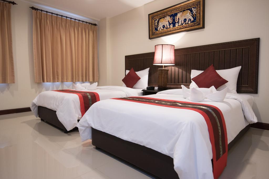True Siam Rangnam Hotel Бангкок Екстер'єр фото